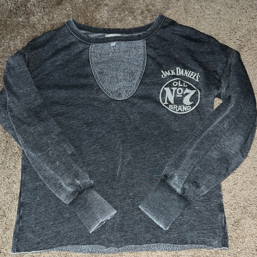 Jack Daniel’s sweatshirt / super cute 🩶